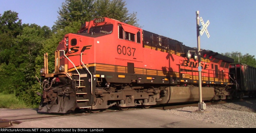 BNSF 6037